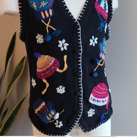 Christmas crochet Vest Size Large - Picture 6 of 13